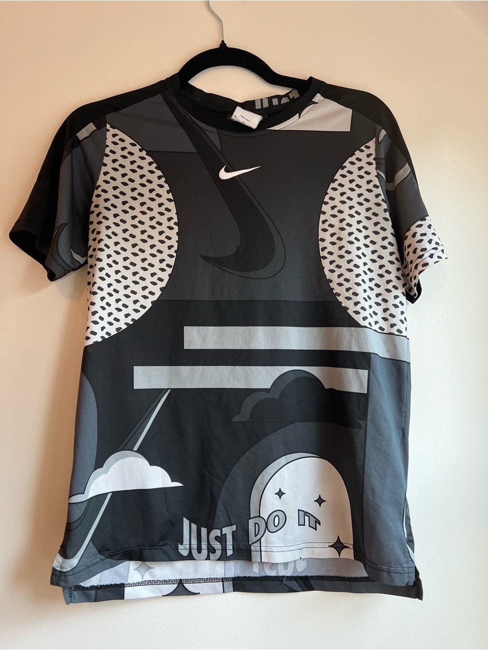 Nike Black & Gray Graphic 'Just Do It' Kids Short Sleeve Tee Dri-Fit